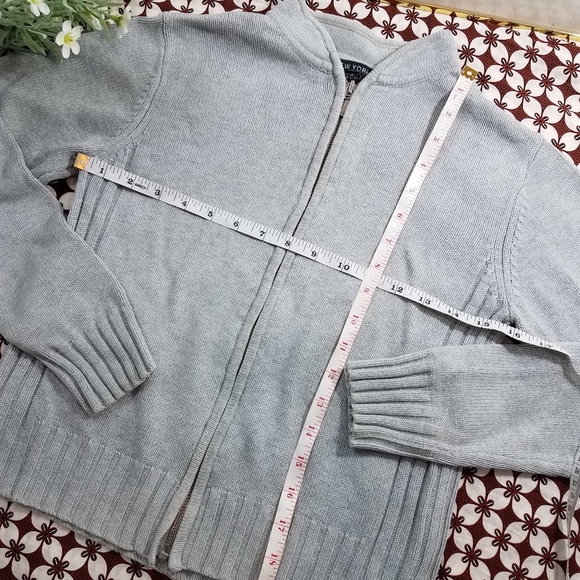 Grey Cardigan - Picture 6 of 8